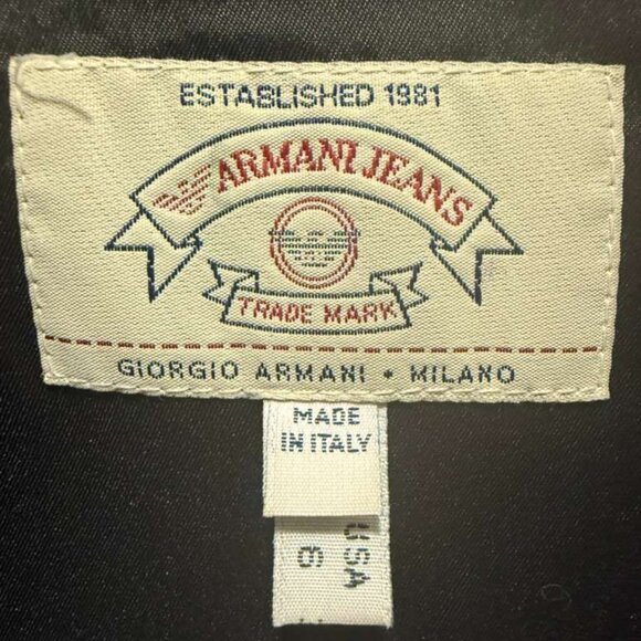 Armani Jeans Dark Navy Blazer | Made in Italy | Perfect Tailoring | Size US 6 - Picture 2 of 7